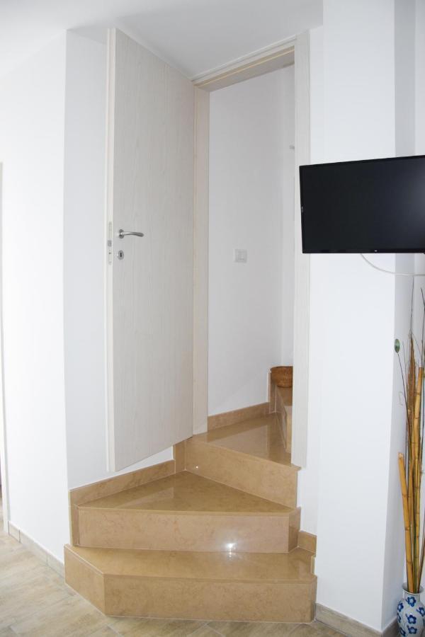 Casa Rodolovich Locazione Breve Apartment Polignano a Mare Bagian luar foto
